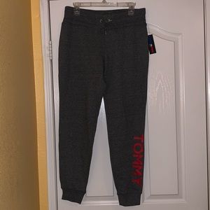 Tommy Hilfiger sweats
